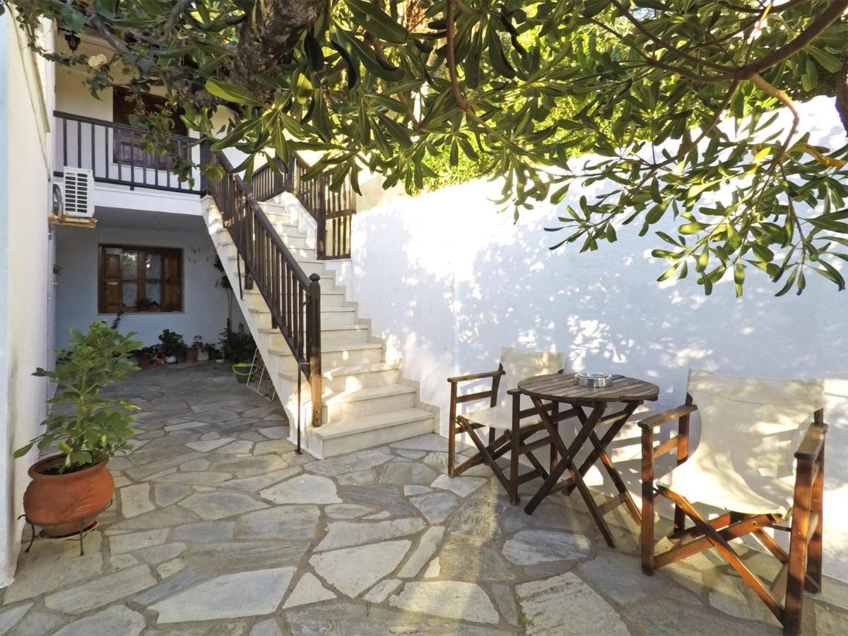 Ourania Apartment Skopelos Town Exterior photo